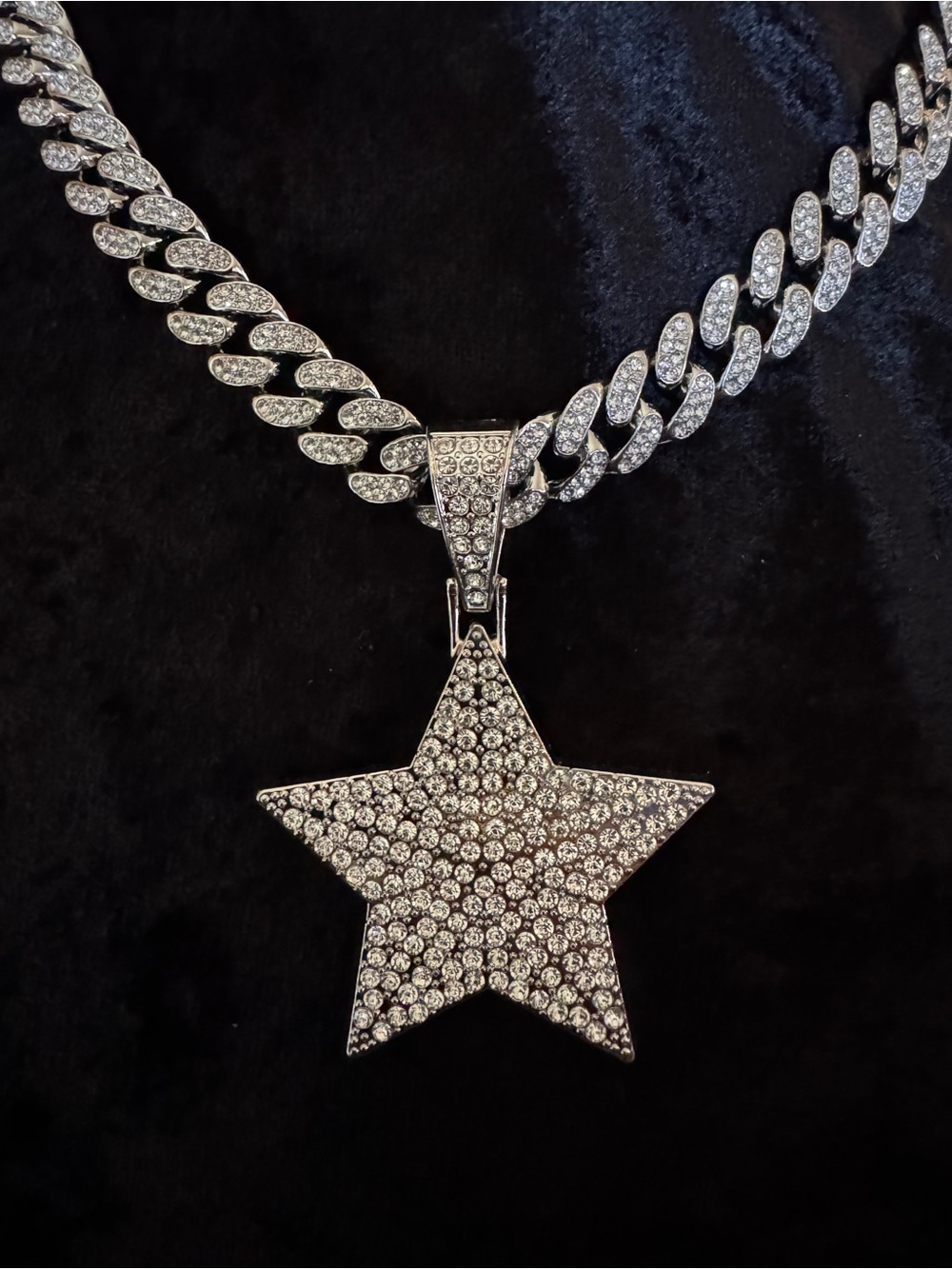NFL Dallas Cowboy inspired 20” Crystal Chain Unisex Star Football Jewelry